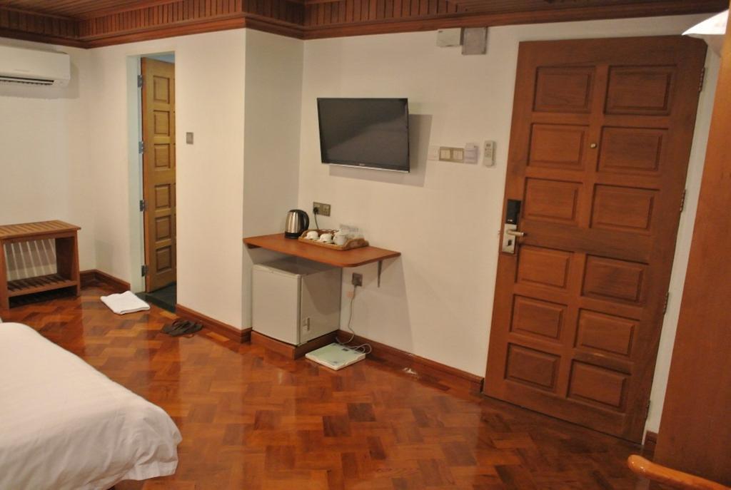Hotel Wardan Yangon Eksteriør bilde